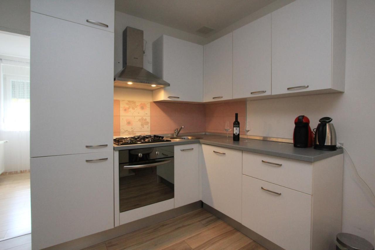 Gospic Riverside Apartment Kültér fotó
